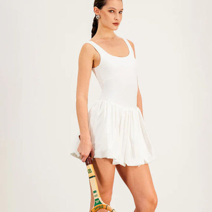 Combinaison Sport Femme Blanche 2-en-1 : Élégance, Maintien et Liberté de Mouvement au Quotidien