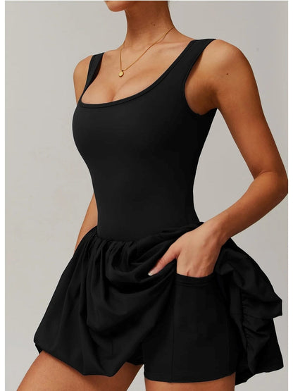 Combinaison Sport Femme Noire 2-en-1 : Élégance et Maintien pour Toutes Vos Activités